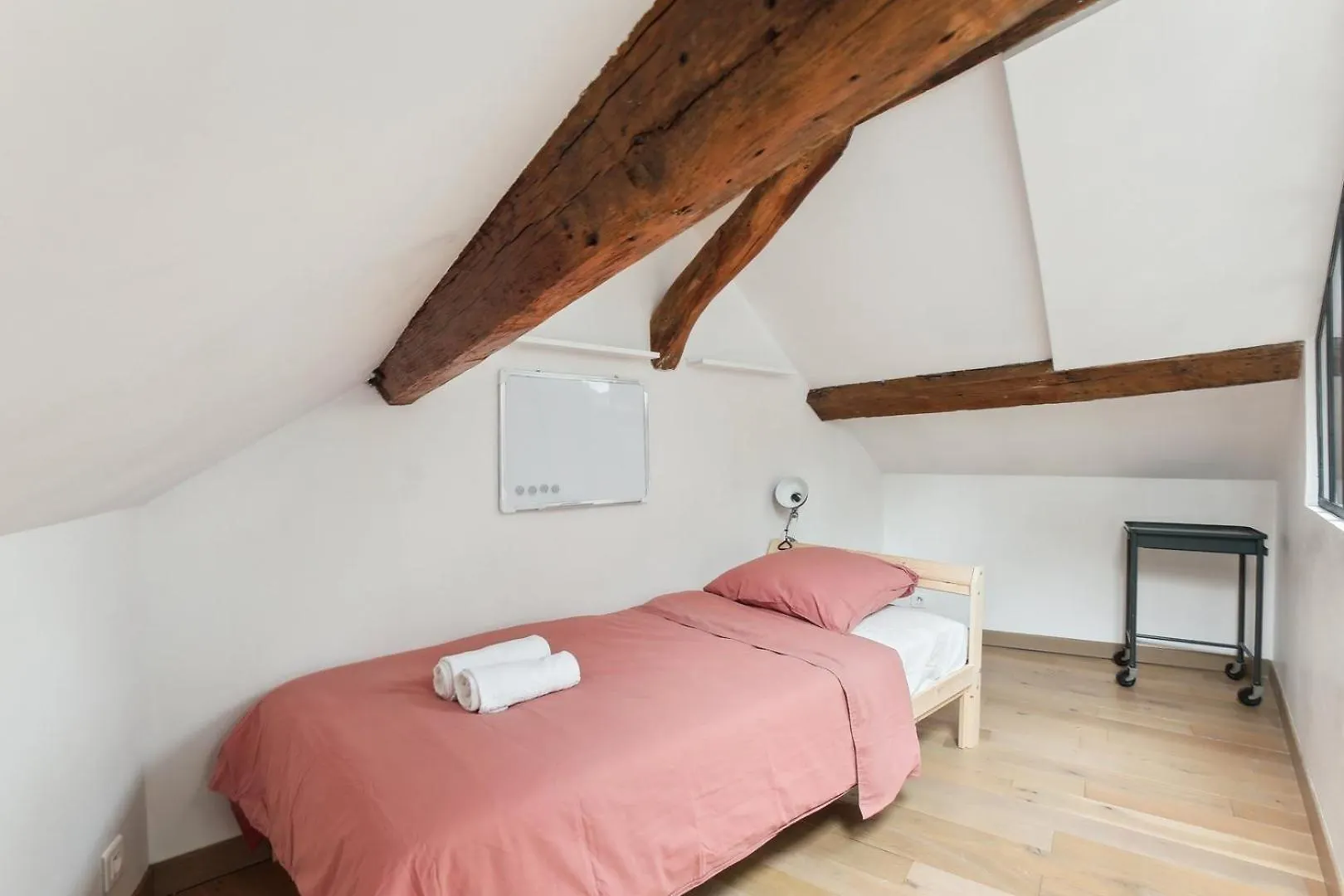 L'Authentique - Paris Apartment