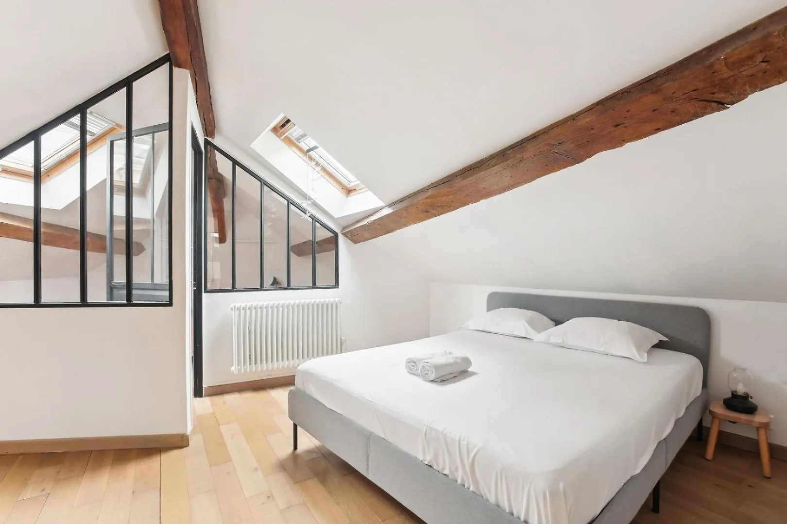 L'Authentique - Paris Apartment 0*,