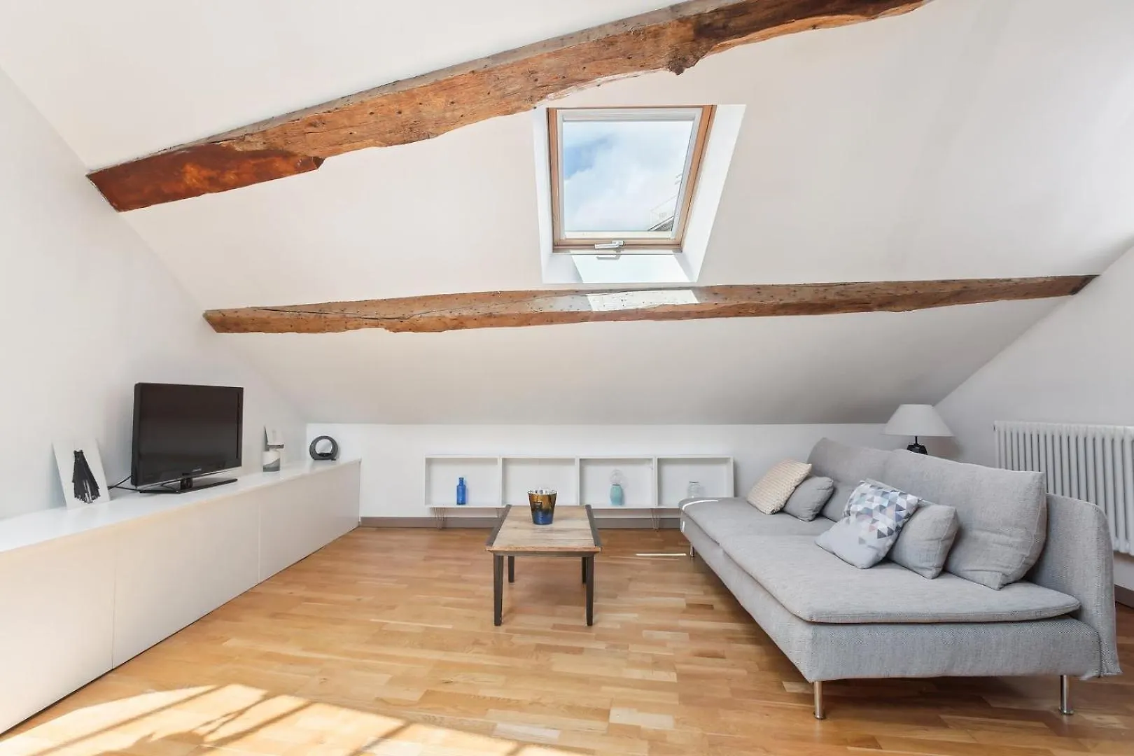 L'Authentique - Paris Apartment