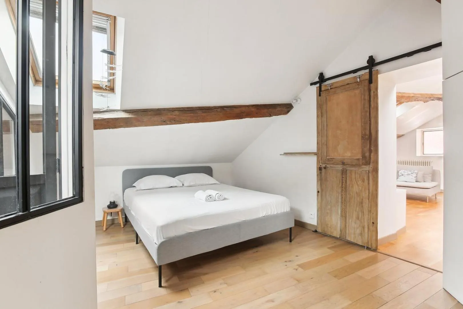 L'Authentique - Paris Apartment
